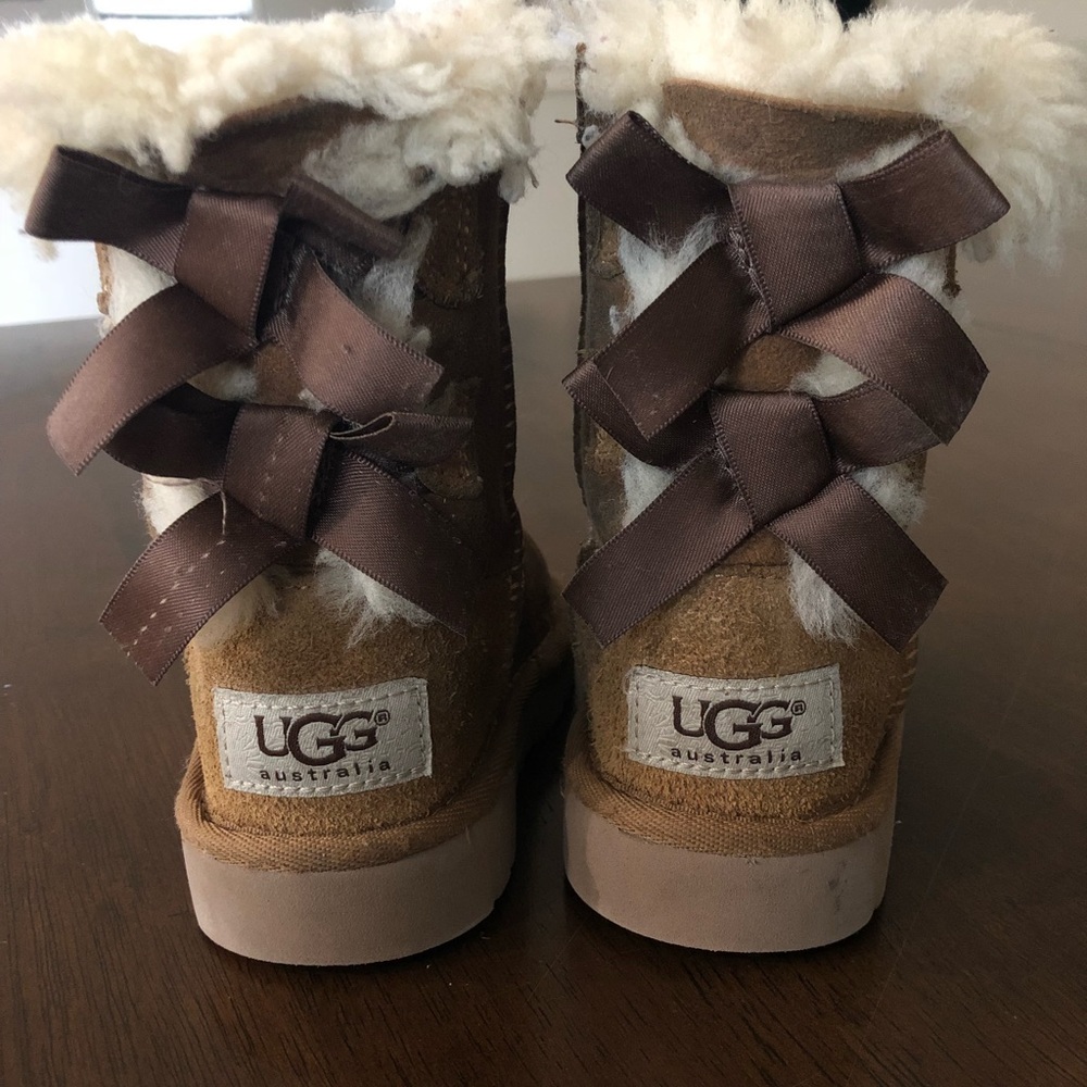 Ugg Toddler Bailey Bow Boots 6